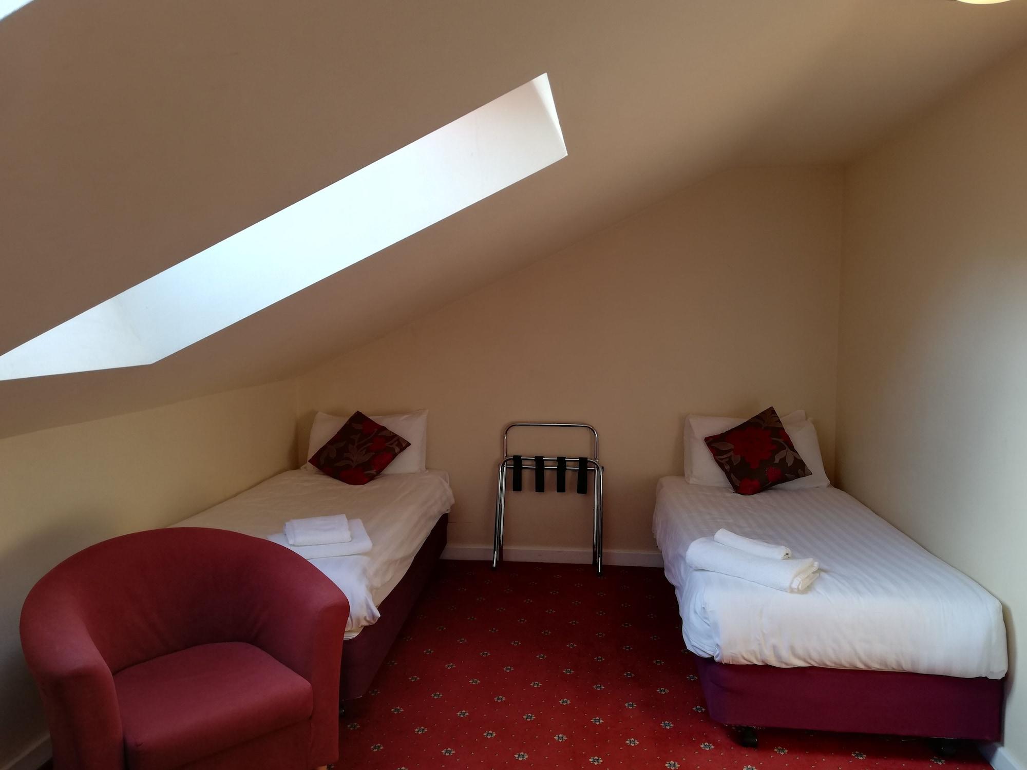Corn Mill Lodge Hotel リーズ エクステリア 写真